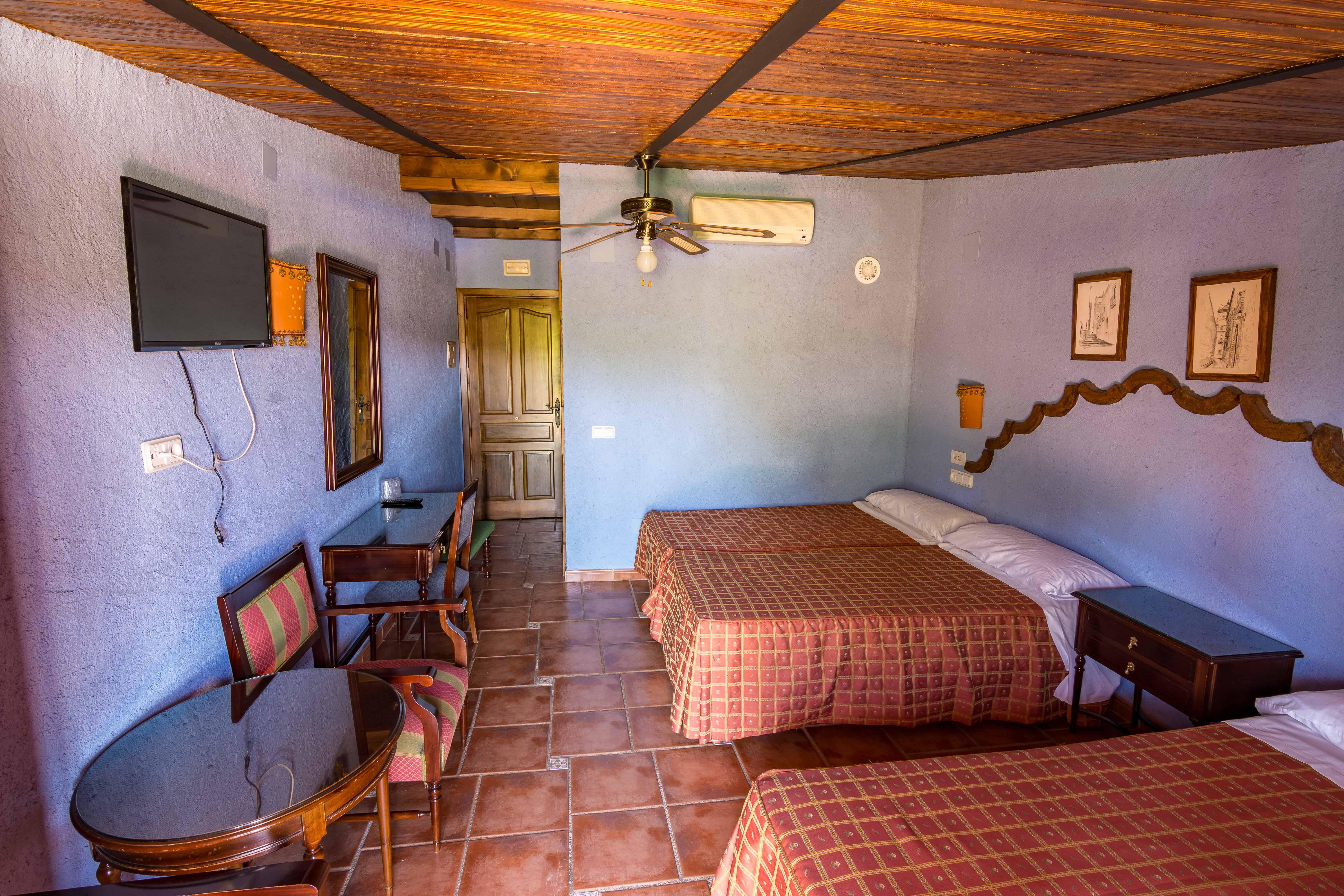 Hotel Rural El Cortijo 3*